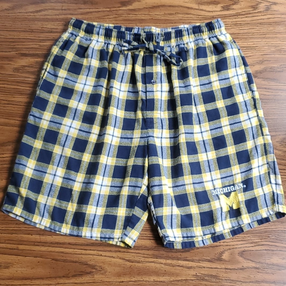 University of Michigan Plaid Sleep Shorts Mens L